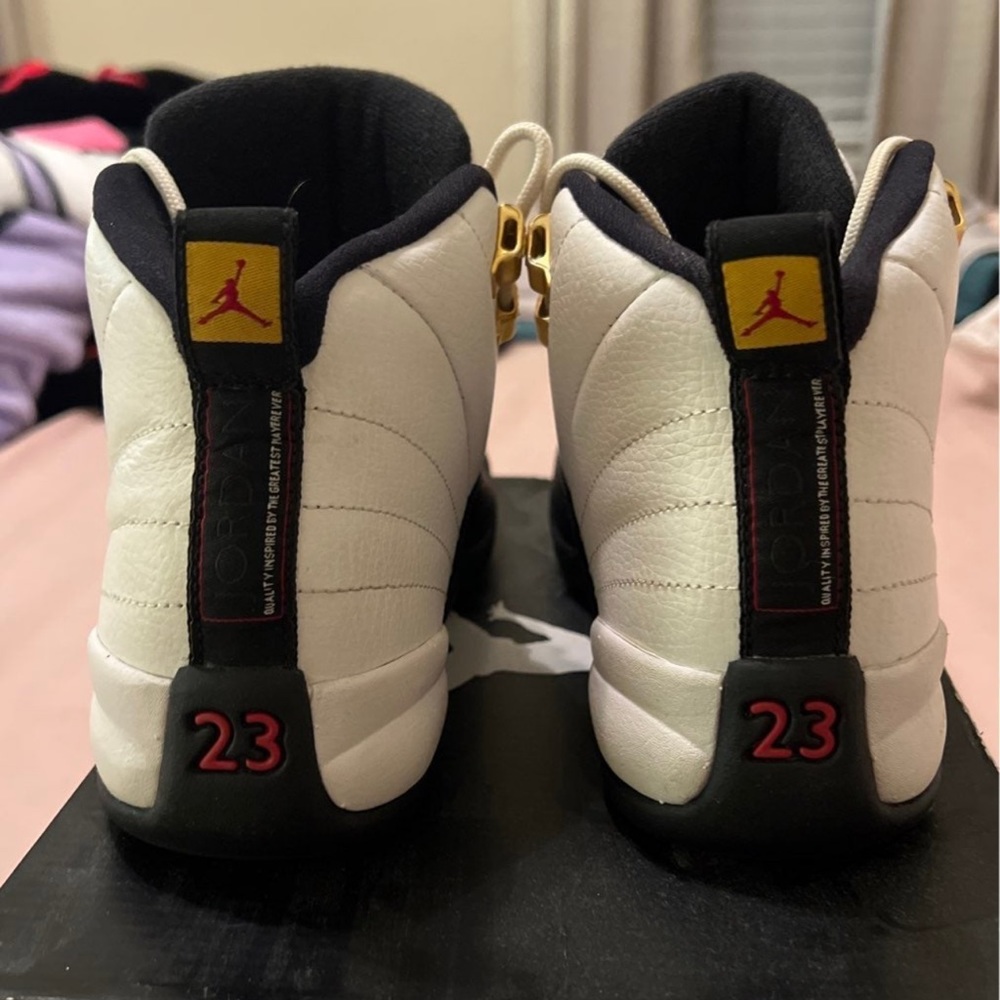 Retro Jordan’s 12 taxis